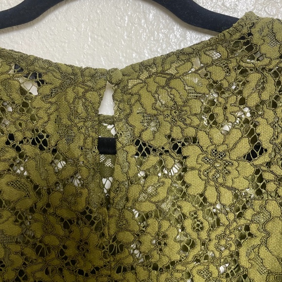 ⭐️ Lace Work Business Casual Classy Chic Glam Posh Hipster Hippie Hip Blouse Top - Picture 3 of 7